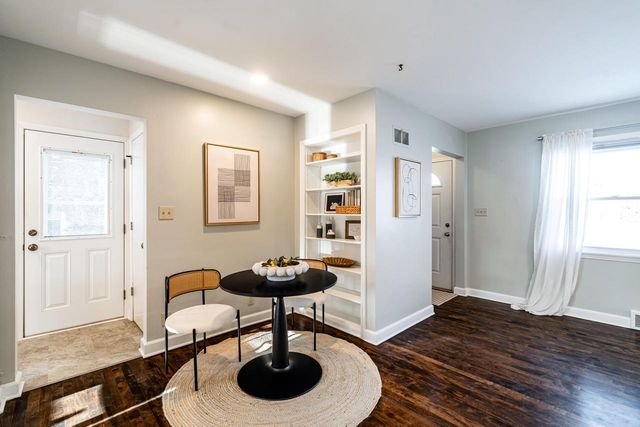 7506 N Crossway ROAD, Fox Point, WI 53217