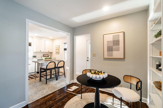 7506 N Crossway ROAD, Fox Point, WI 53217