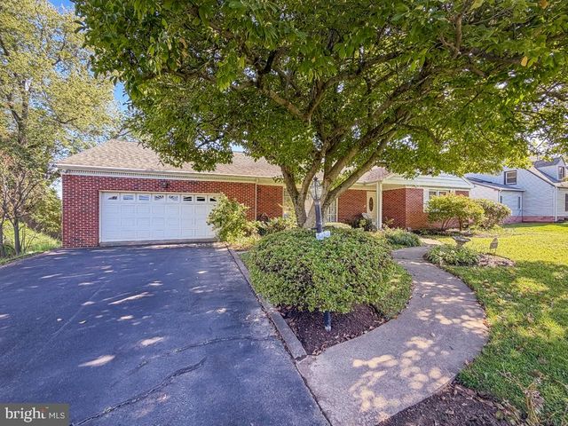 3695 GRANDVIEW AVE, Bensalem, PA 19020