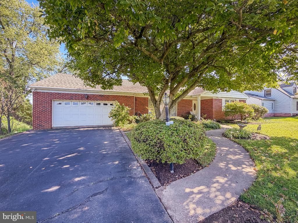 3695 GRANDVIEW AVE, BENSALEM, PA 19020 — photo 2