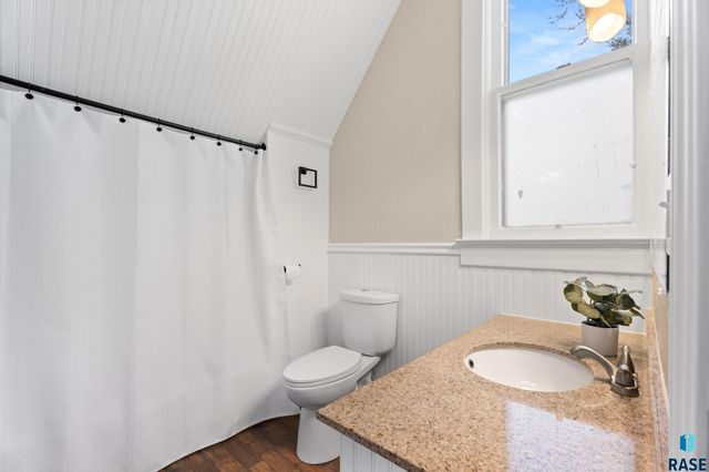 321 S Cedar St Street, Lennox, SD 57039