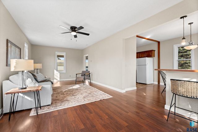 321 S Cedar St Street, Lennox, SD 57039