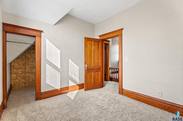 321 S Cedar St Street, Lennox, SD 57039