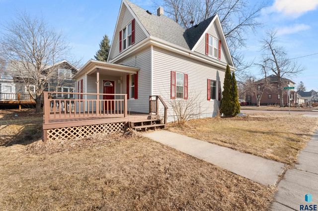 321 S Cedar St Street, Lennox, SD 57039