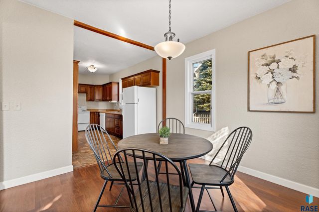 321 S Cedar St Street, Lennox, SD 57039