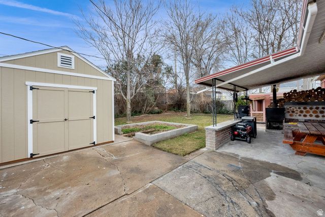 4558 S 300 W, Washington Terrace, UT 84405