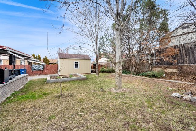 4558 S 300 W, Washington Terrace, UT 84405