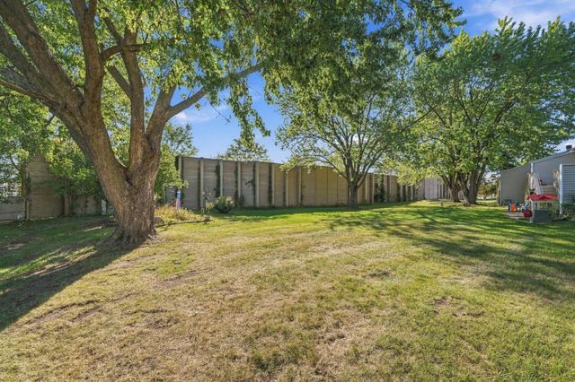 7525 Whitney Drive, Apple Valley, MN 55124