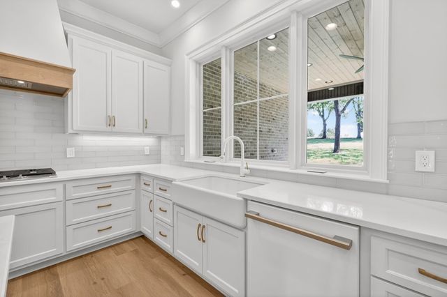 343 Riverbend Country Club Road, Shelbyville, TN 37160
