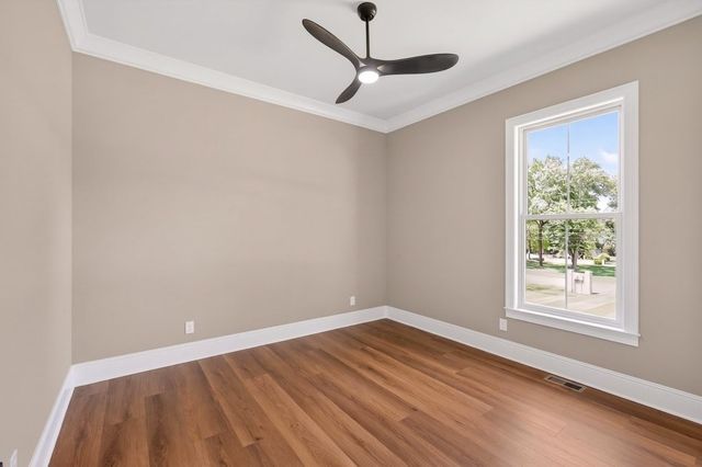 343 Riverbend Country Club Road, Shelbyville, TN 37160