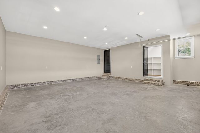343 Riverbend Country Club Road, Shelbyville, TN 37160