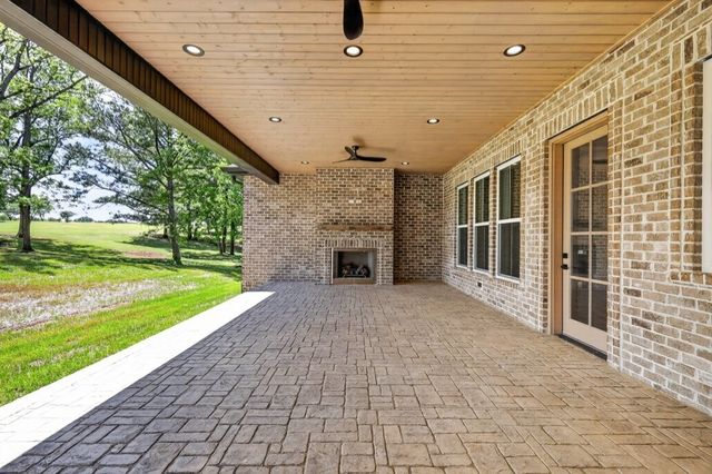 343 Riverbend Country Club Road, Shelbyville, TN 37160