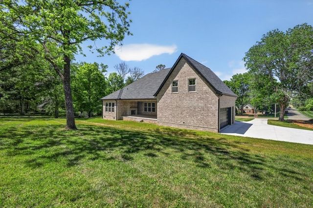 343 Riverbend Country Club Road, Shelbyville, TN 37160