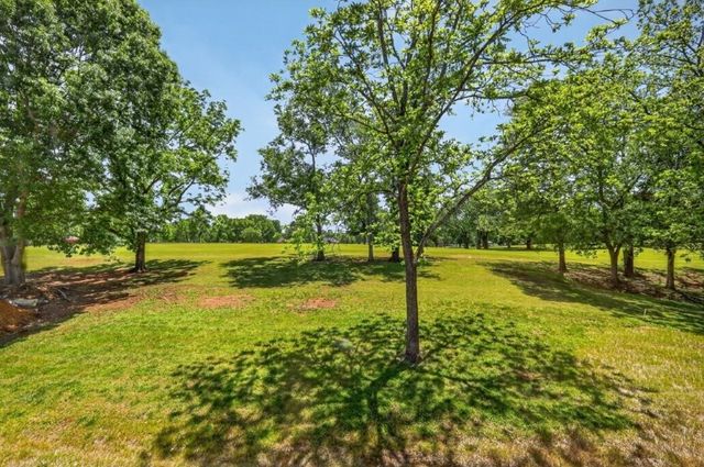 343 Riverbend Country Club Road, Shelbyville, TN 37160