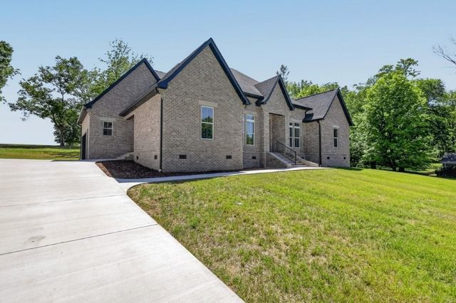 343 Riverbend Country Club Road, Shelbyville, TN 37160