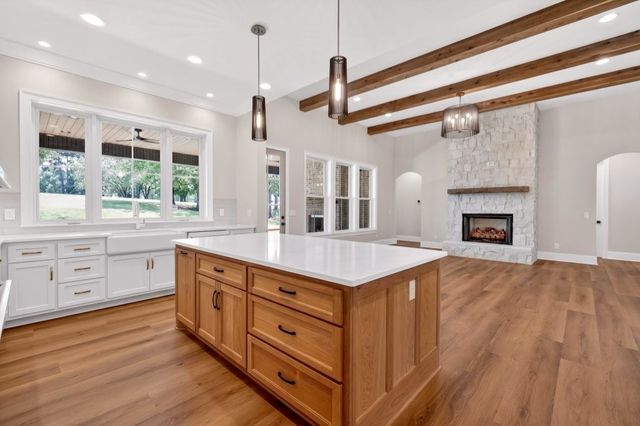 343 Riverbend Country Club Road, Shelbyville, TN 37160