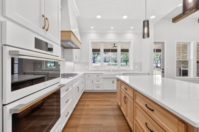 343 Riverbend Country Club Road, Shelbyville, TN 37160