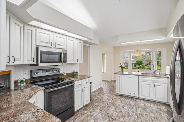 6407 TILDON COURT, Leesburg, FL 34748