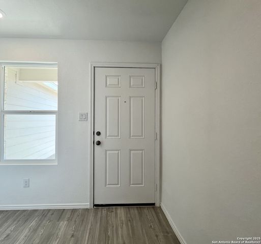 2807 Stigler Dr, Converse, TX 78109