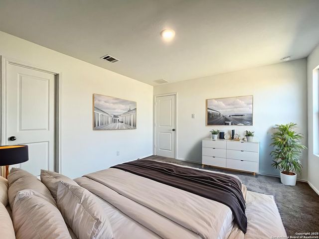 2807 Stigler Dr, Converse, TX 78109