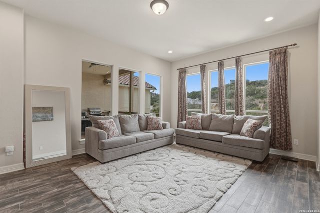 17907 QUEEN CIR, San Antonio, TX 78255