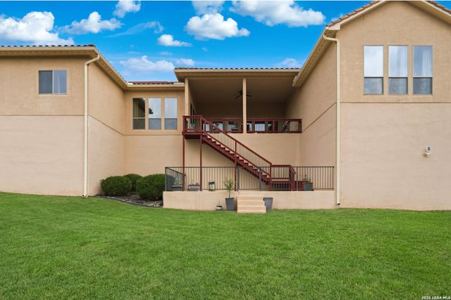 17907 QUEEN CIR, San Antonio, TX 78255