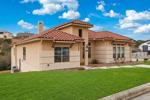 17907 QUEEN CIR, San Antonio, TX 78255