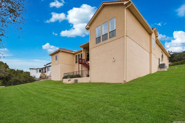 17907 QUEEN CIR, San Antonio, TX 78255