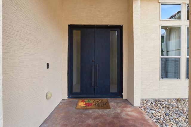 17907 QUEEN CIR, San Antonio, TX 78255