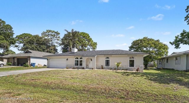 763 Boc Circle NW Port Malabar Unit 48, Palm Bay, FL 32907