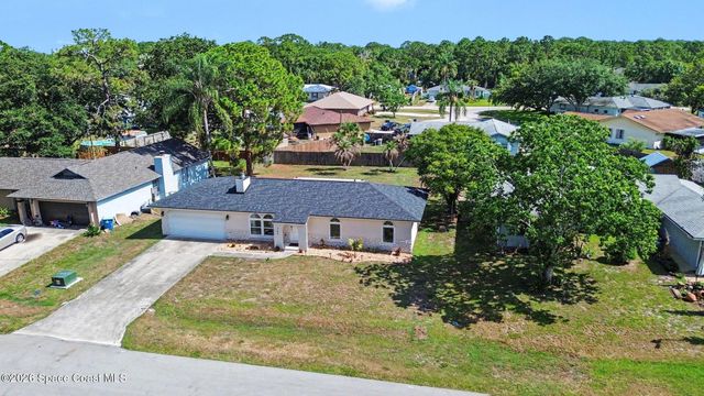 763 Boc Circle NW Port Malabar Unit 48, Palm Bay, FL 32907