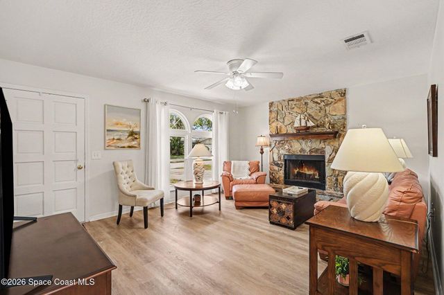 763 Boc Circle NW Port Malabar Unit 48, Palm Bay, FL 32907