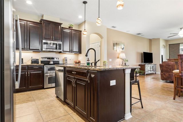 33728 HONEYWOOD AVENUE, Wesley Chapel, FL 33545