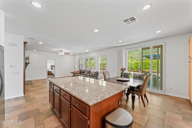 21815 Denise Lane, Saugus, CA 91390