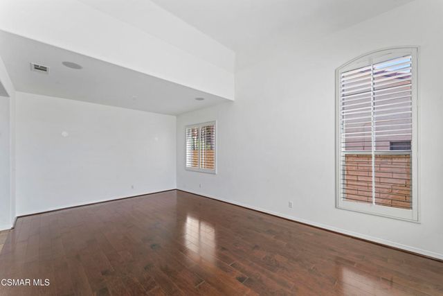 21815 Denise Lane, Saugus, CA 91390