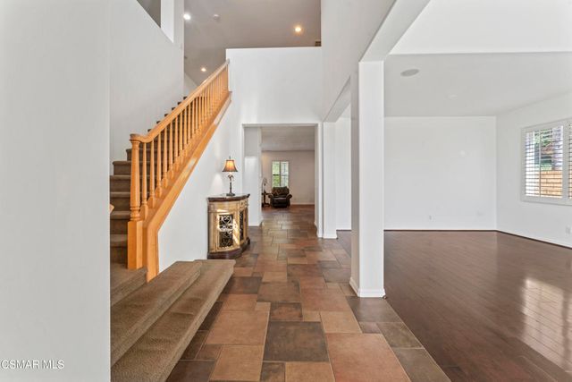 21815 Denise Lane, Saugus, CA 91390