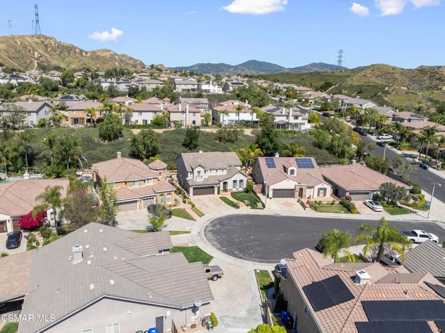 21815 Denise Lane, Saugus, CA 91390