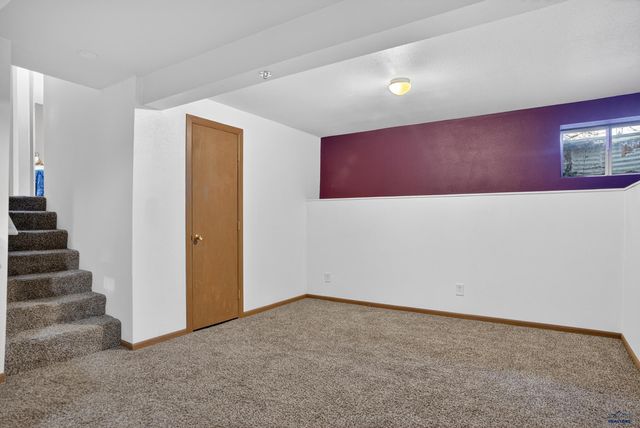 2446 JACK PINE DR, Rapid City, SD 57703