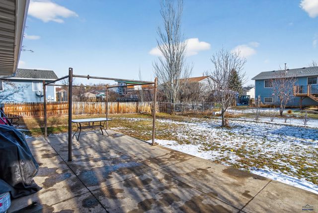 2446 JACK PINE DR, Rapid City, SD 57703