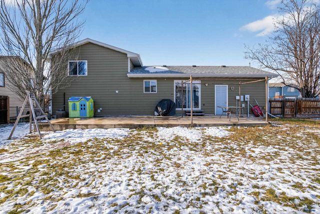 2446 JACK PINE DR, Rapid City, SD 57703