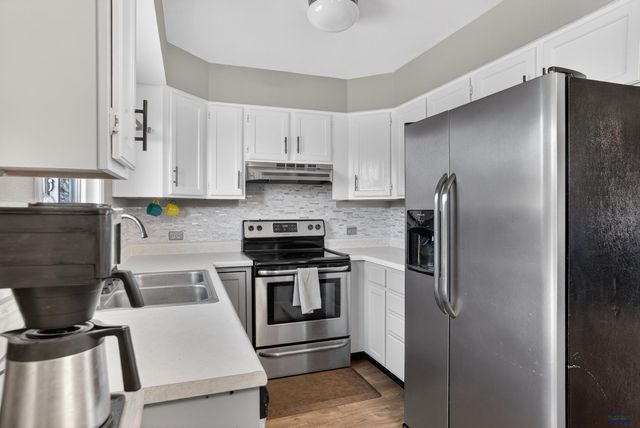 2446 JACK PINE DR, Rapid City, SD 57703