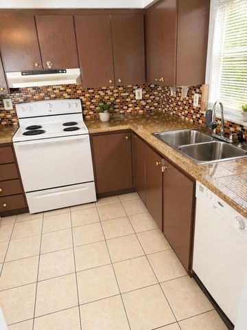 3034 Arthur Street, Hollywood, FL 33021