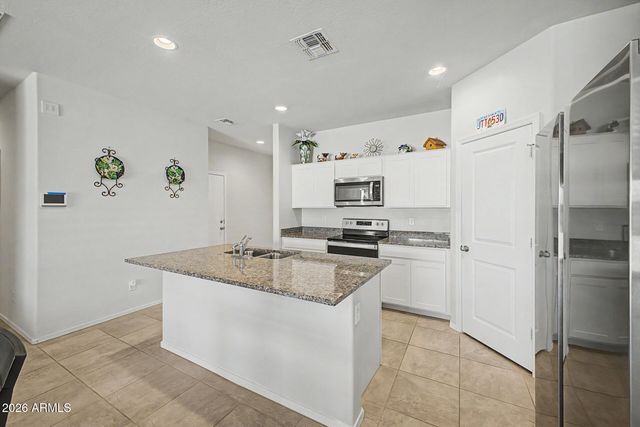 1171 W AVALON CANYON Drive, Casa Grande, AZ 85122