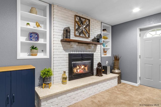 5041 ROUNDTOP DR, Cheyenne, WY 82009
