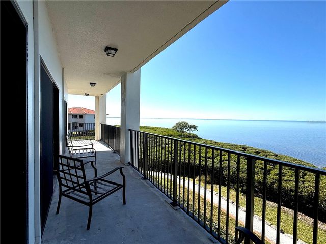 423 MARINER DRIVE 423, Tarpon Springs, FL 34689