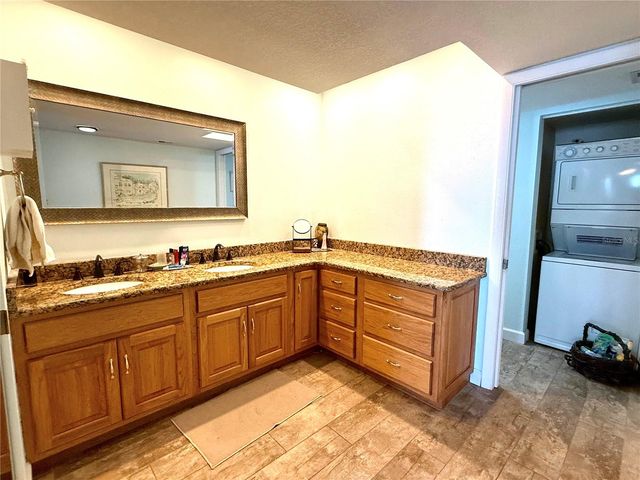 423 MARINER DRIVE 423, Tarpon Springs, FL 34689