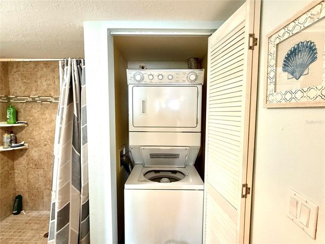 423 MARINER DRIVE 423, Tarpon Springs, FL 34689