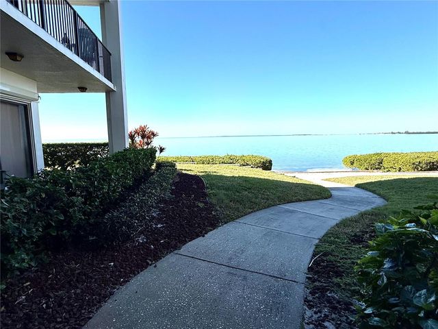 423 MARINER DRIVE 423, Tarpon Springs, FL 34689