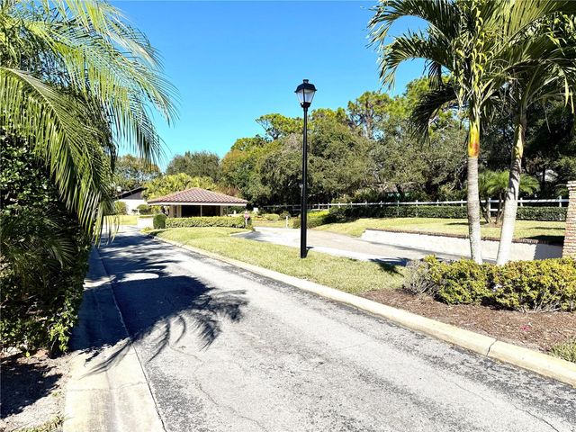 423 MARINER DRIVE 423, Tarpon Springs, FL 34689