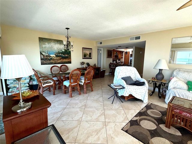 423 MARINER DRIVE 423, Tarpon Springs, FL 34689